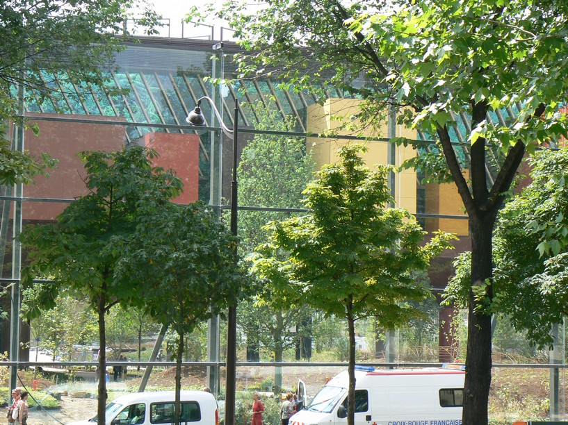cote quai brandy: exterieur musee quai branly 082